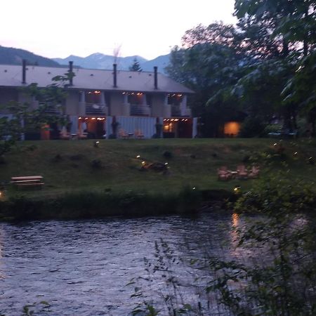 Moon River Suites #1 North Bend Zewnętrze zdjęcie