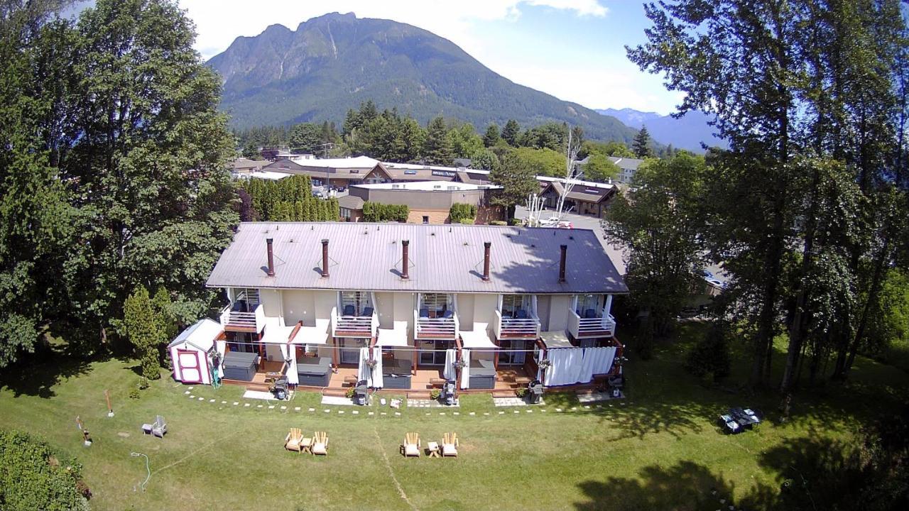 Moon River Suites #1 North Bend Zewnętrze zdjęcie